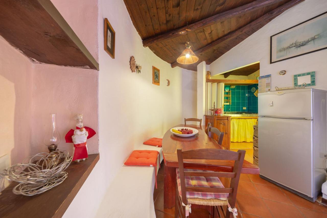 Casa di Daniela Villa Golfo Aranci Bagian luar foto